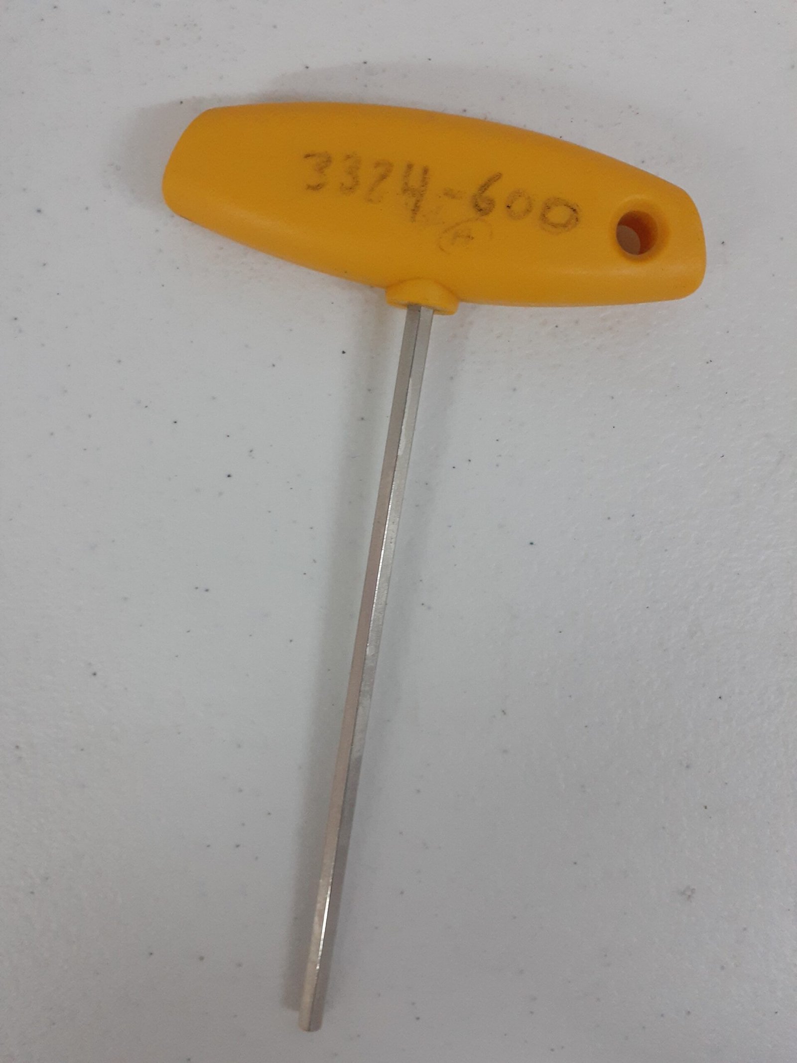 Llave Allen Hexagonal Tipo T Amarilla Kennametal 3324600 Us_1